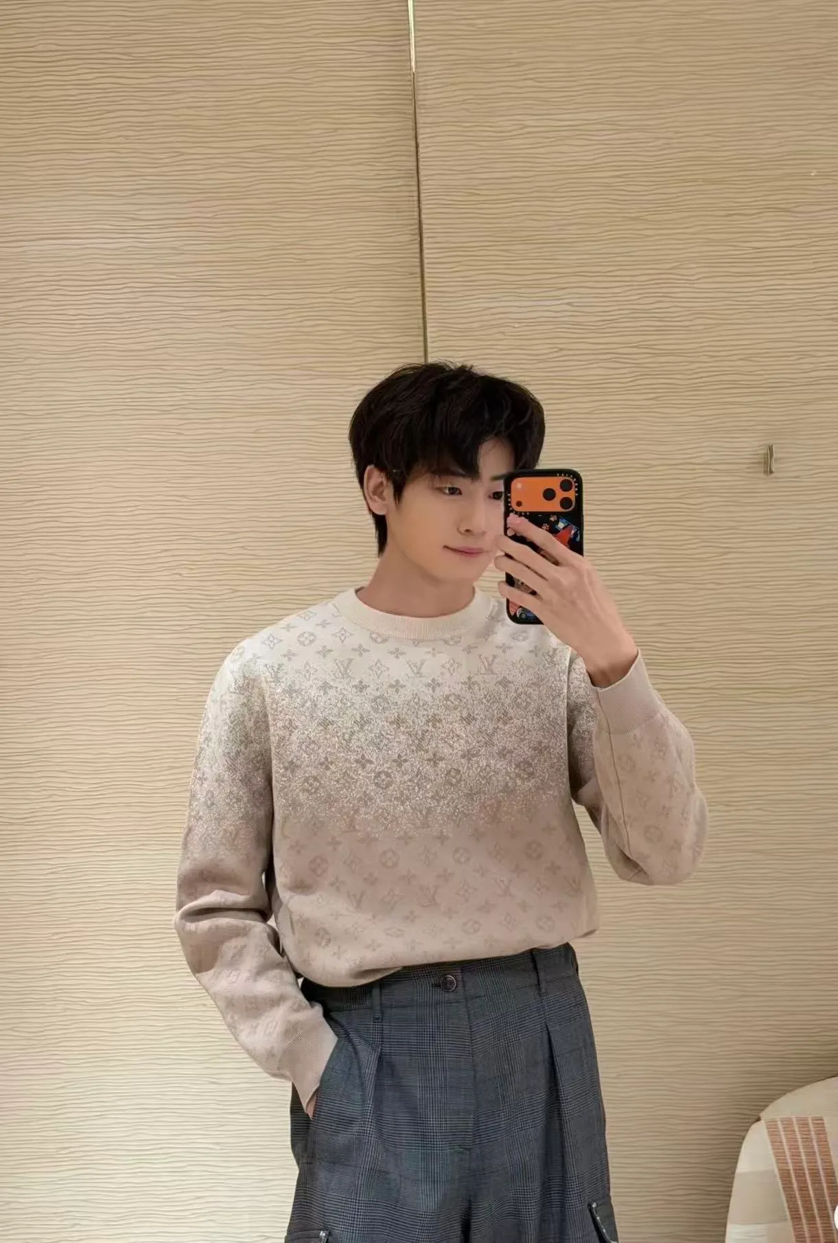 Louis Vuitton/Louis Vuitton 25Fw old flower jacquard gradient round neck sweatshirt